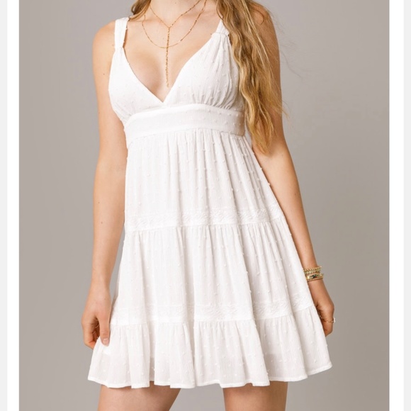 White mini dress - Picture 1 of 1